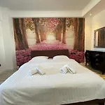 Tirana Center Apartment